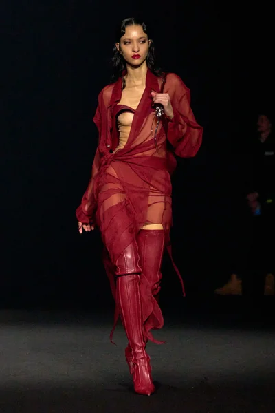 Look 22
